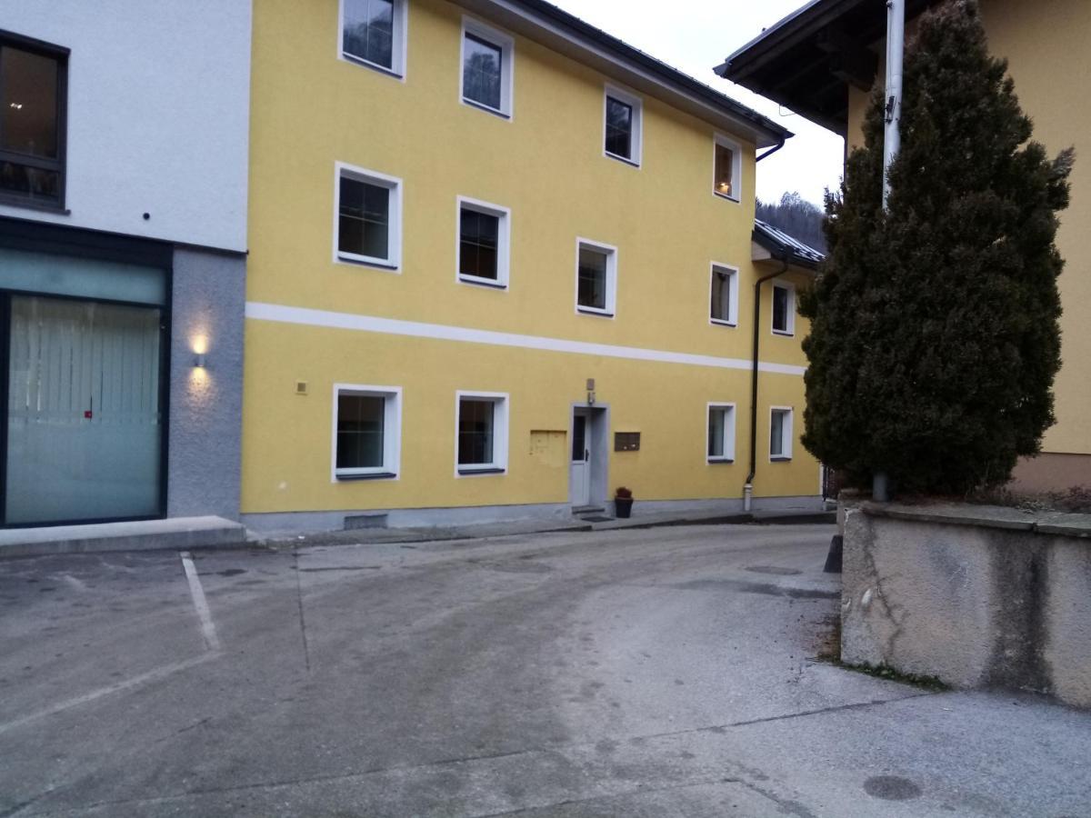 Apartmany Lend Bagian luar foto