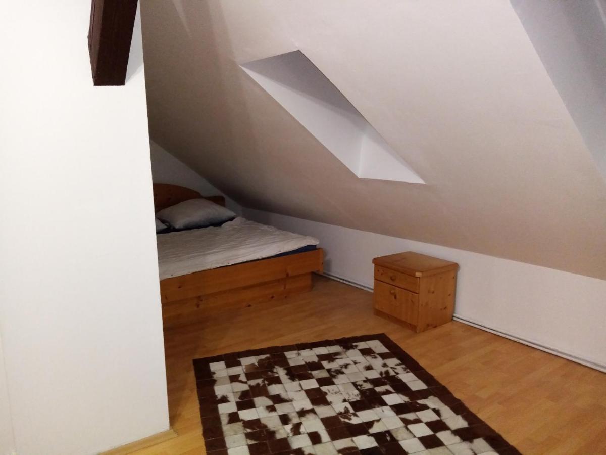Apartmany Lend Bagian luar foto